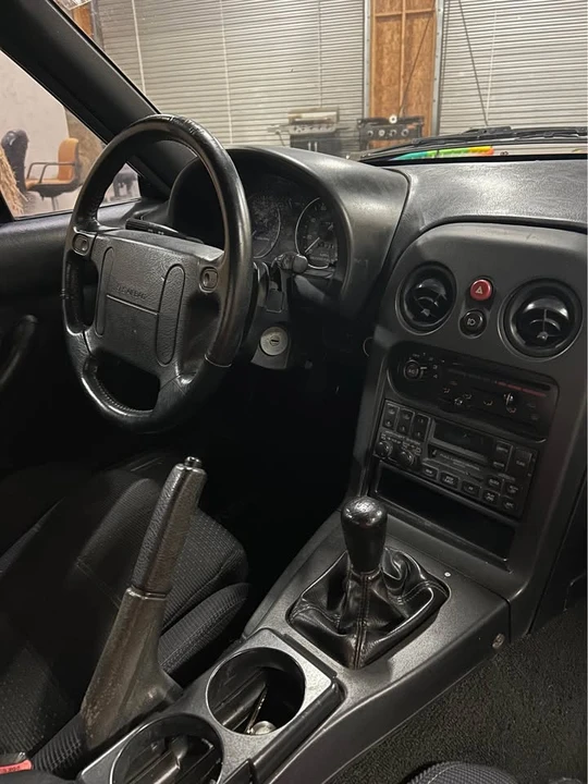 1995 Mazda NA MX-5 Miata - Image 14 of 18