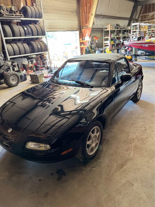 1995 Mazda NA MX-5 Miata - Image 5 of 9