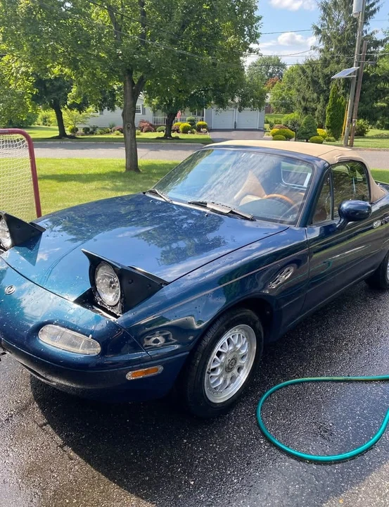 1995 Mazda NA MX-5 Miata - Image 6 of 12
