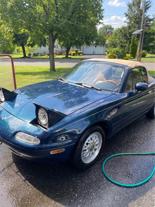 1995 Mazda NA MX-5 Miata - Image 11 of 12