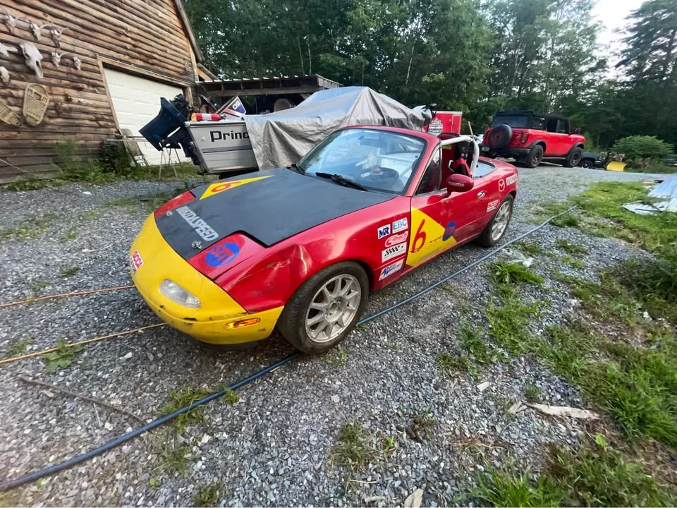 1995 Mazda NA MX-5 Miata - Image 2 of 18