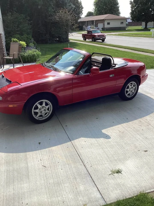 1995 Mazda NA MX-5 Miata - Image 3 of 10