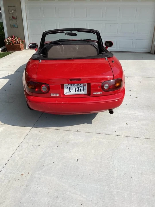 1995 Mazda NA MX-5 Miata - Image 2 of 10