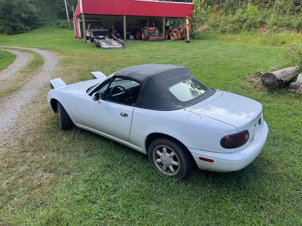 1995 Mazda NA MX-5 Miata - Image 3 of 12