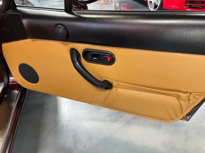 1995 Mazda NA MX-5 Miata - Image 28 of 31