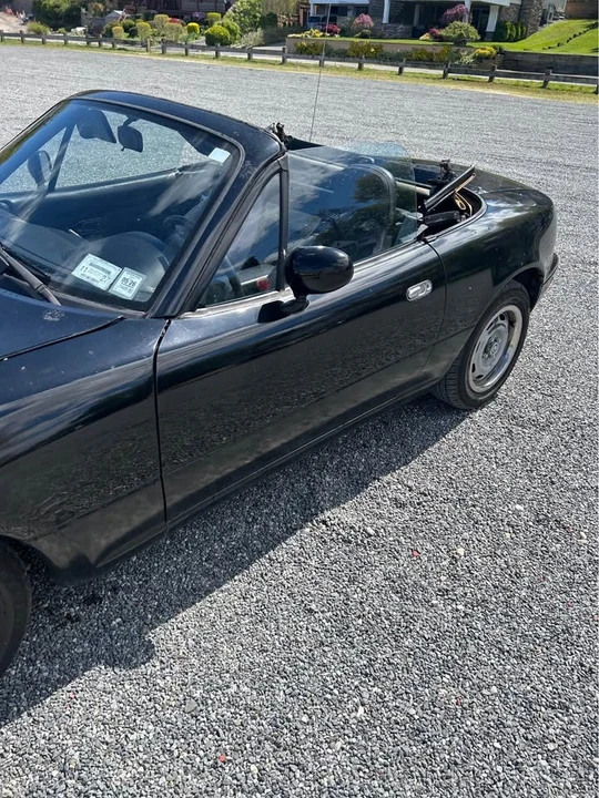 1995 Mazda NA MX-5 Miata - Image 2 of 6
