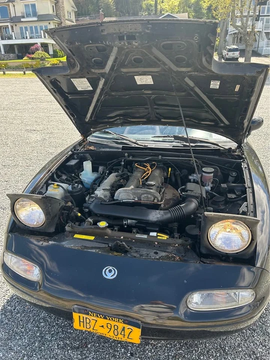 1995 Mazda NA MX-5 Miata - Image 6 of 6