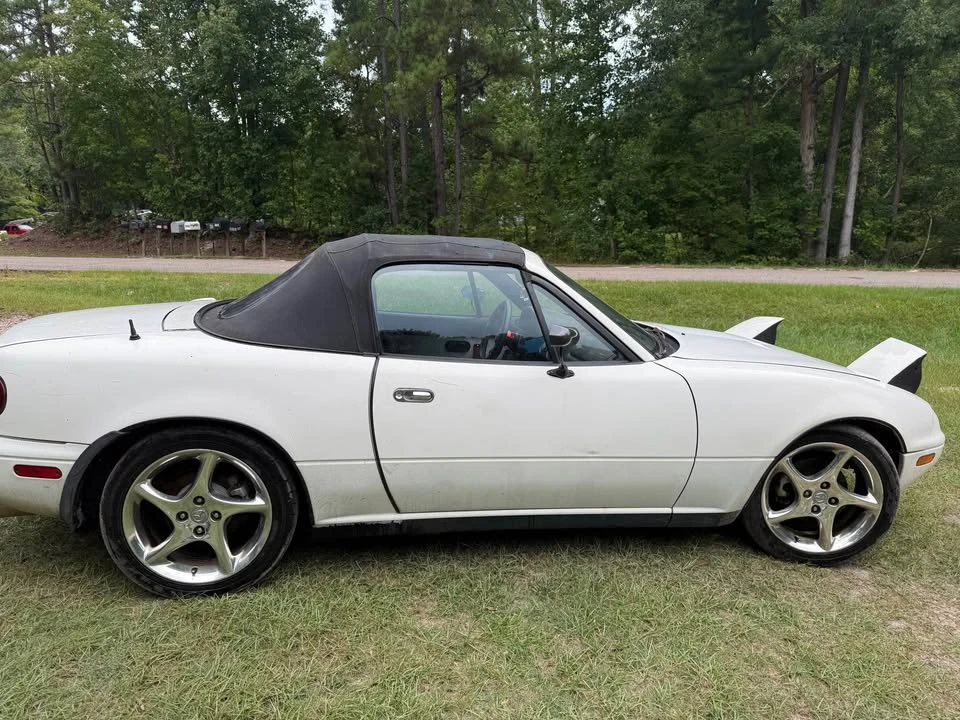 1995 Mazda NA MX-5 Miata - Image 5 of 14