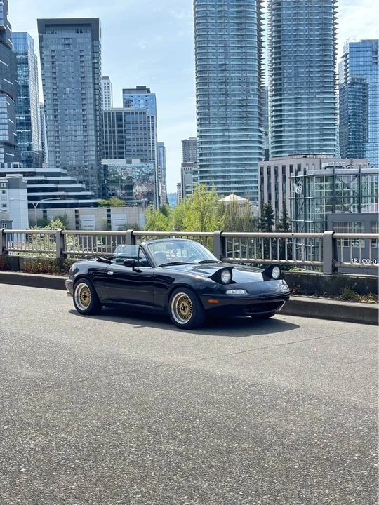 1995 Mazda NA MX-5 Miata - Image 2 of 19