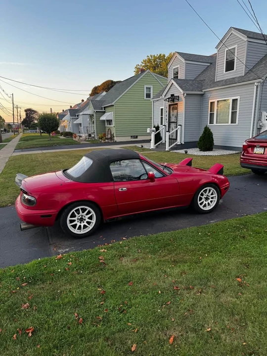 1995 Mazda NA MX-5 Miata - Image 5 of 8