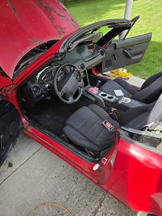 1995 Mazda NA MX-5 Miata - Image 13 of 13