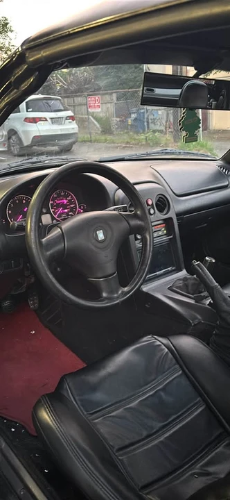 1995 Mazda NA MX-5 Miata - Image 14 of 19