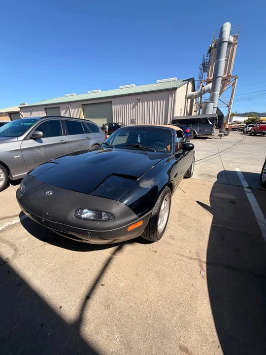 1995 Mazda NA MX-5 Miata - Image 3 of 11