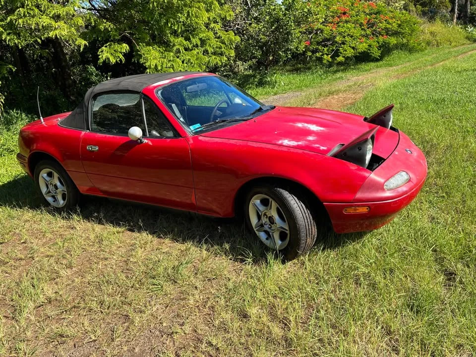 1995 Mazda NA MX-5 Miata - Image 2 of 4
