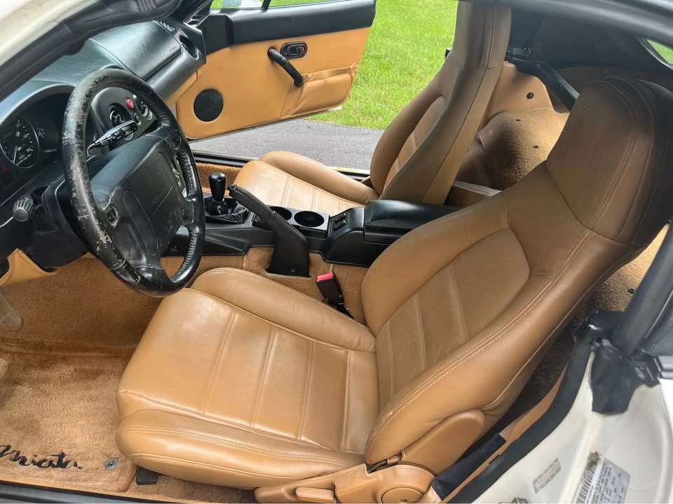 1995 Mazda NA MX-5 Miata - Image 5 of 6