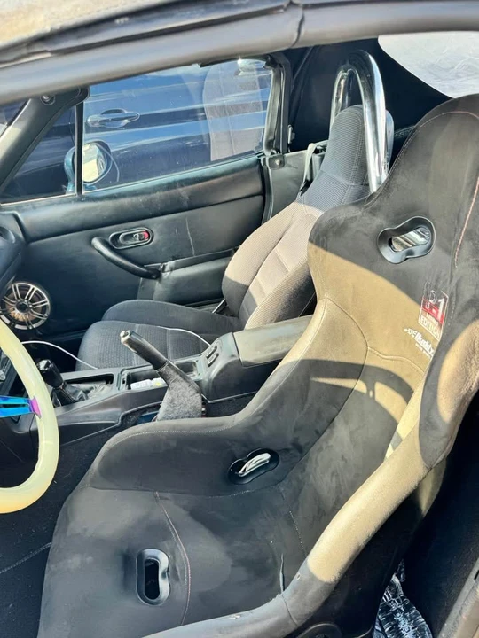 1995 Mazda NA MX-5 Miata - Image 6 of 8