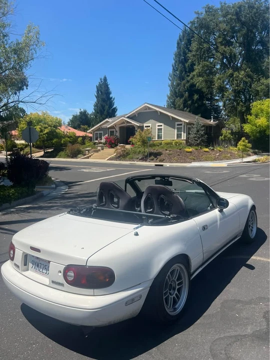 1995 Mazda NA MX-5 Miata - Image 8 of 20