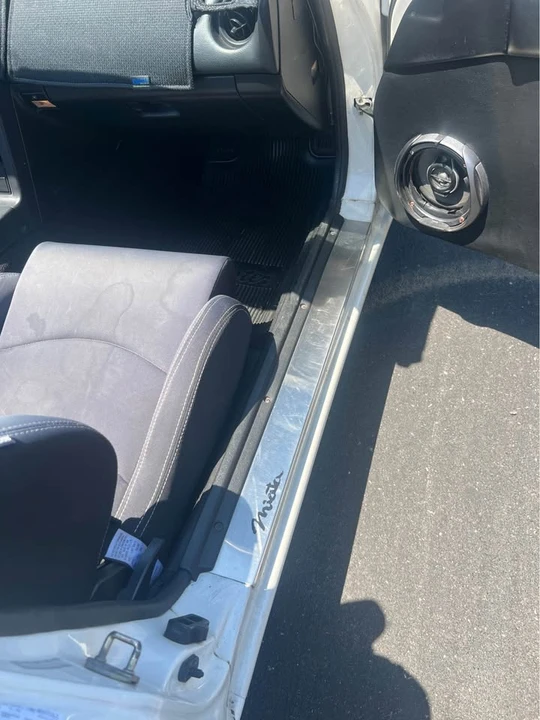 1995 Mazda NA MX-5 Miata - Image 19 of 20