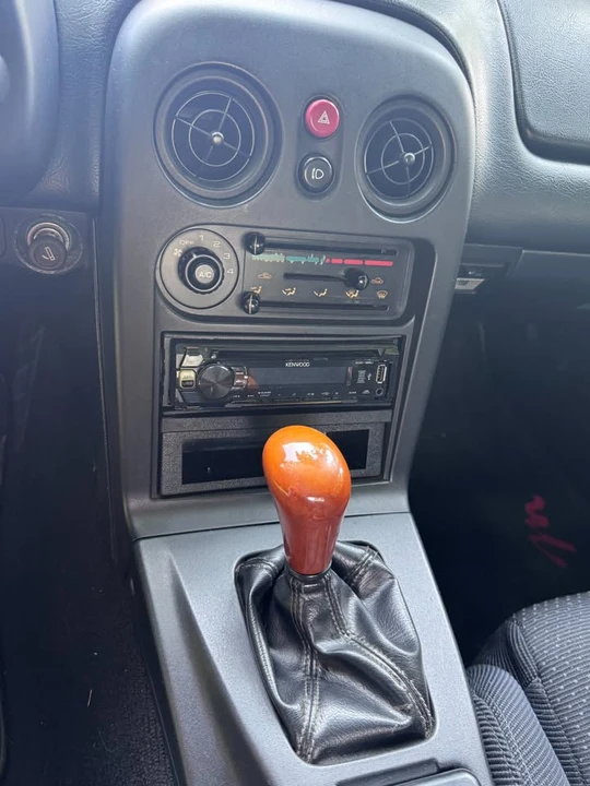 1995 Mazda NA MX-5 Miata - Image 7 of 15