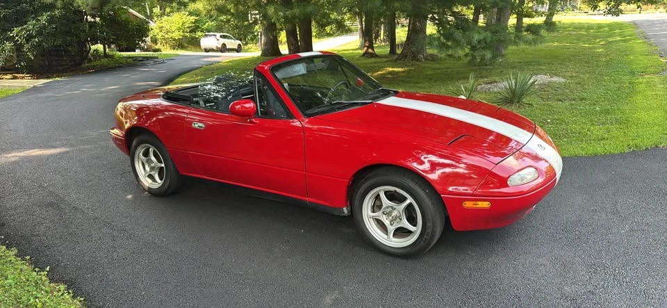 1995 Mazda NA MX-5 Miata - Image 14 of 15
