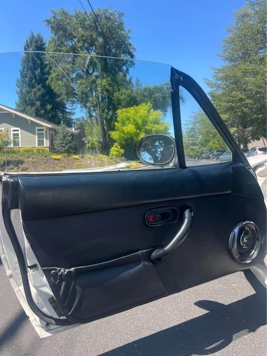 1995 Mazda NA MX-5 Miata - Image 17 of 20