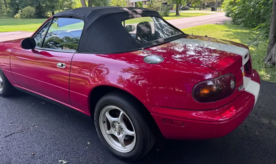 1995 Mazda NA MX-5 Miata - Image 4 of 15