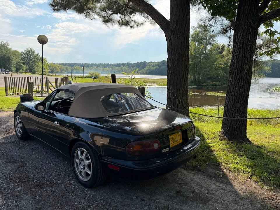1995 Mazda NA MX-5 Miata - Image 2 of 3