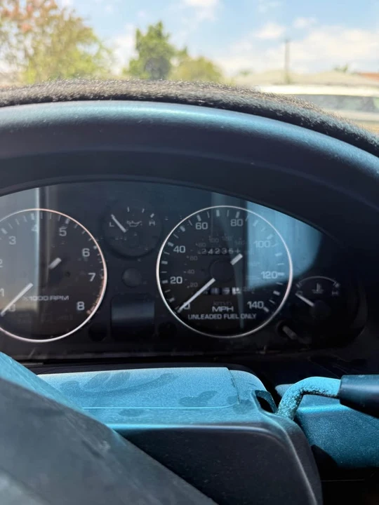 1995 Mazda NA MX-5 Miata - Image 6 of 7