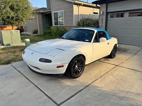 1995 Mazda MX-5 Convertible 2D