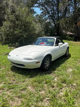 1995 Mazda MX-5 Convertible 2D