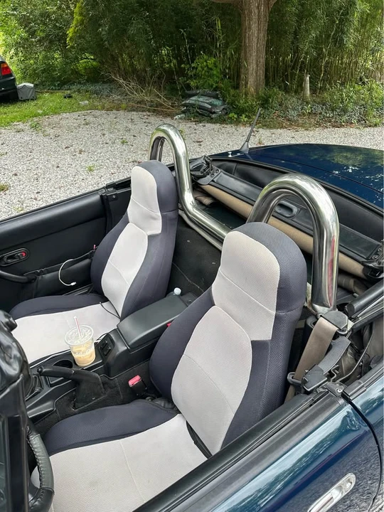 1995 Mazda NA MX-5 Miata - Image 10 of 16