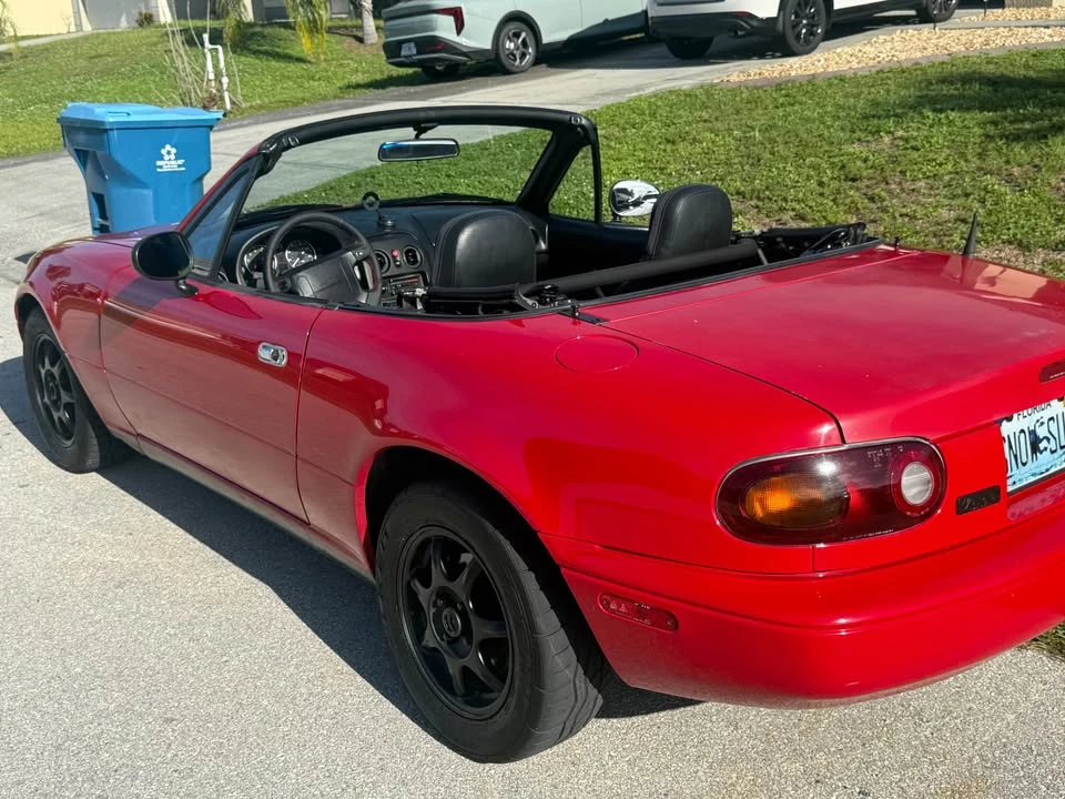 1995 Mazda NA MX-5 Miata - Image 6 of 13