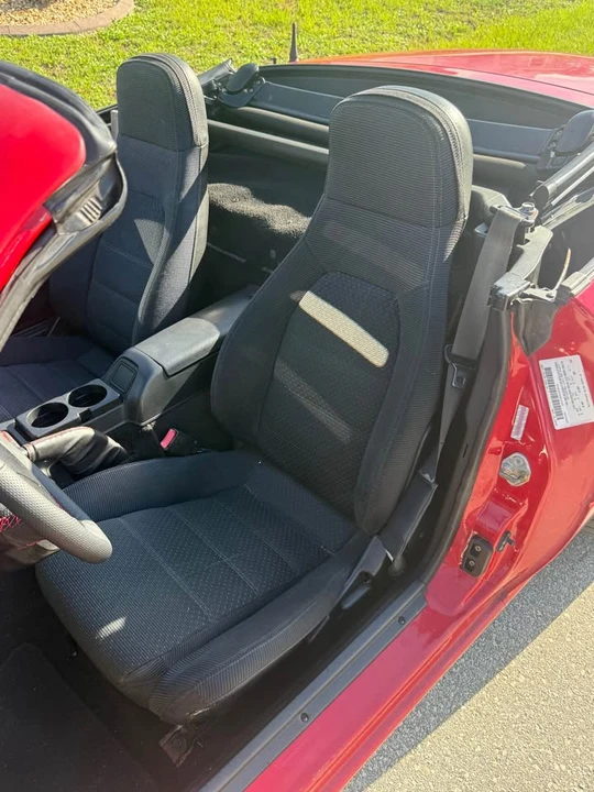 1995 Mazda NA MX-5 Miata - Image 9 of 13