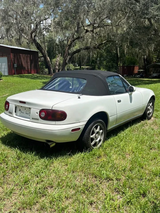 1995 Mazda NA MX-5 Miata - Image 4 of 9