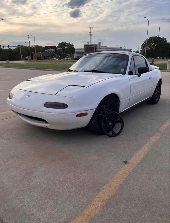1995 Mazda NA MX-5 Miata - Image 2 of 8