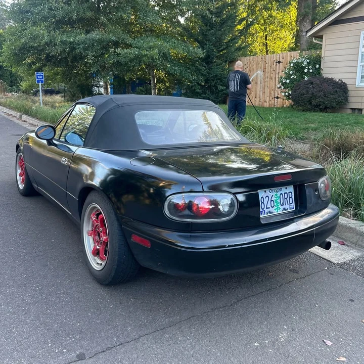 1995 Mazda NA MX-5 Miata - Image 2 of 3