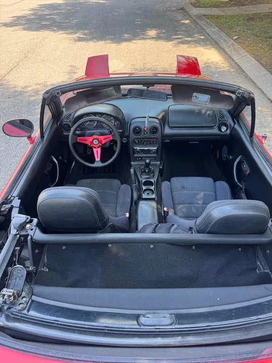 1995 Mazda NA MX-5 Miata - Image 11 of 19