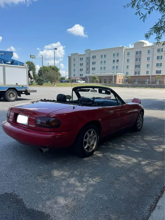 1995 Mazda NA MX-5 Miata - Image 4 of 19