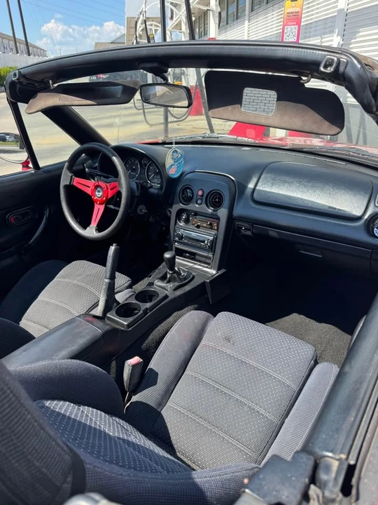1995 Mazda NA MX-5 Miata - Image 17 of 19