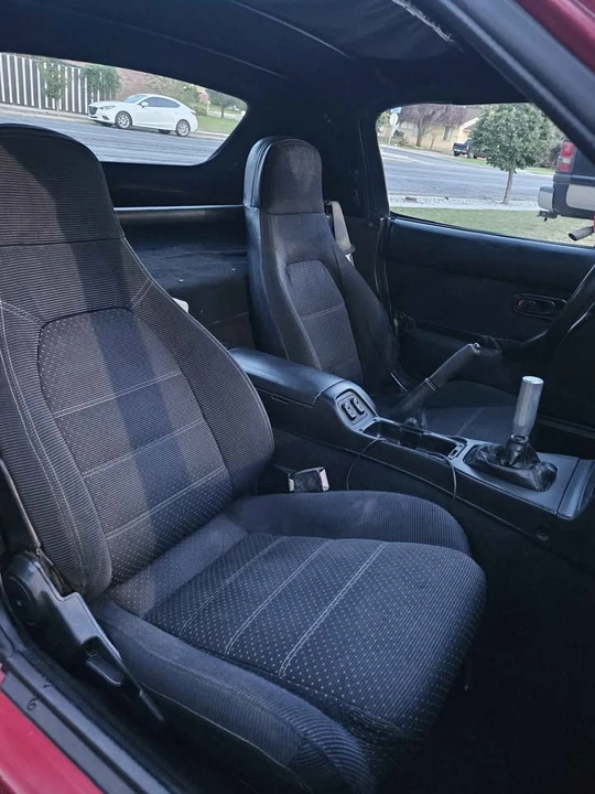 1995 Mazda NA MX-5 Miata - Image 11 of 15