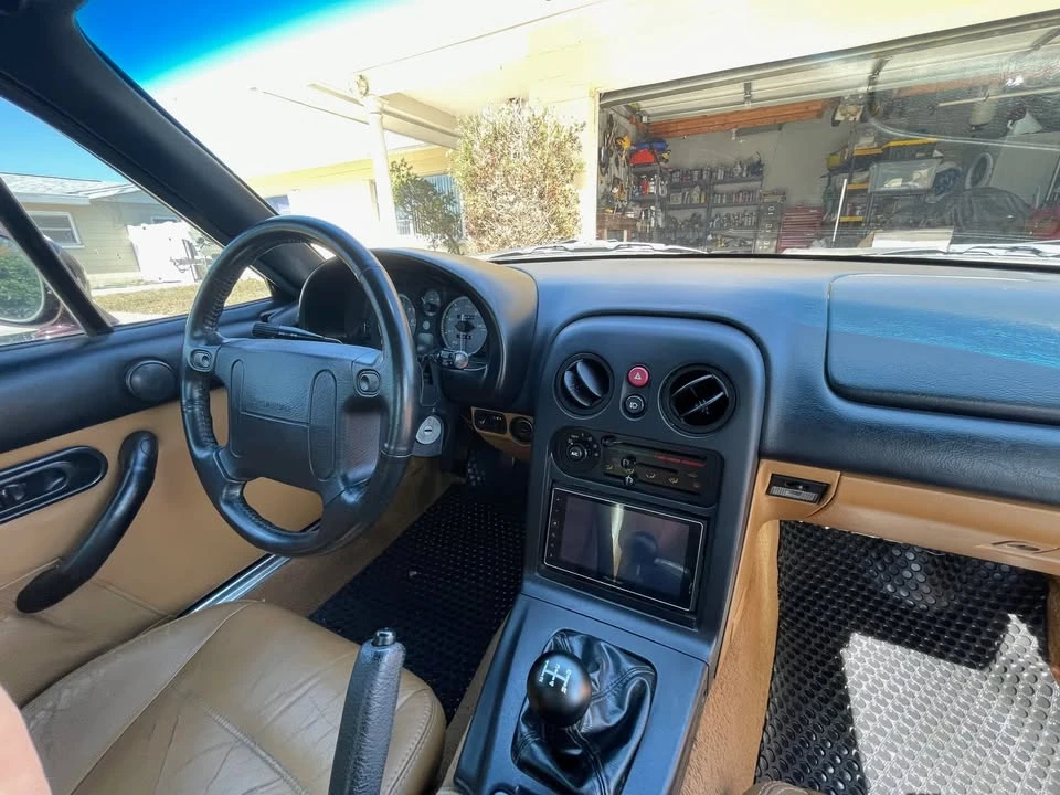 1995 Mazda - Image 8 of 18