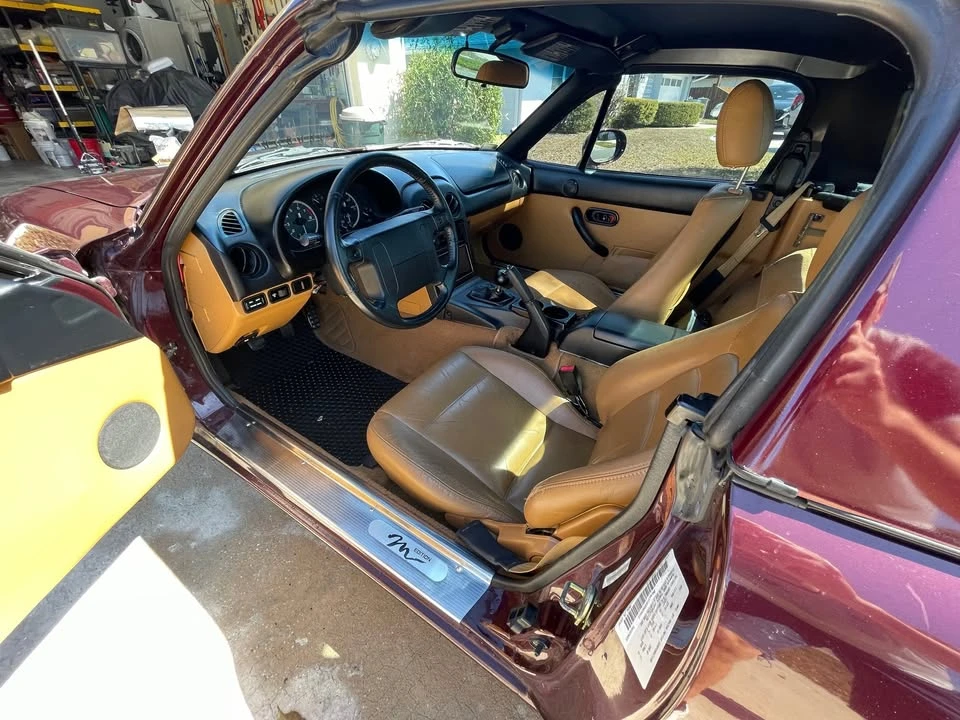 1995 Mazda - Image 9 of 18