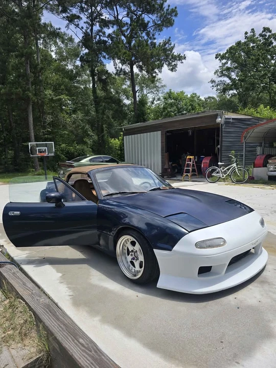 1995 Mazda NA MX-5 Miata - Image 2 of 7