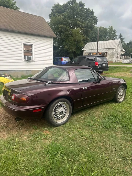 1995 Mazda NA MX-5 Miata - Image 6 of 11