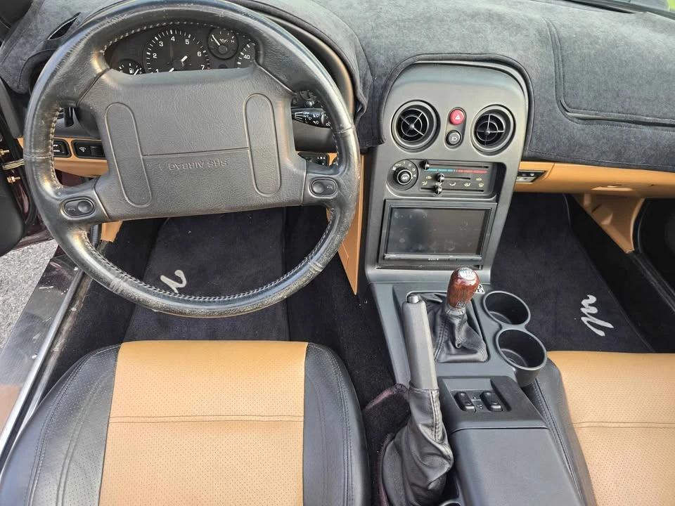 1995 Mazda NA MX-5 Miata - Image 15 of 20