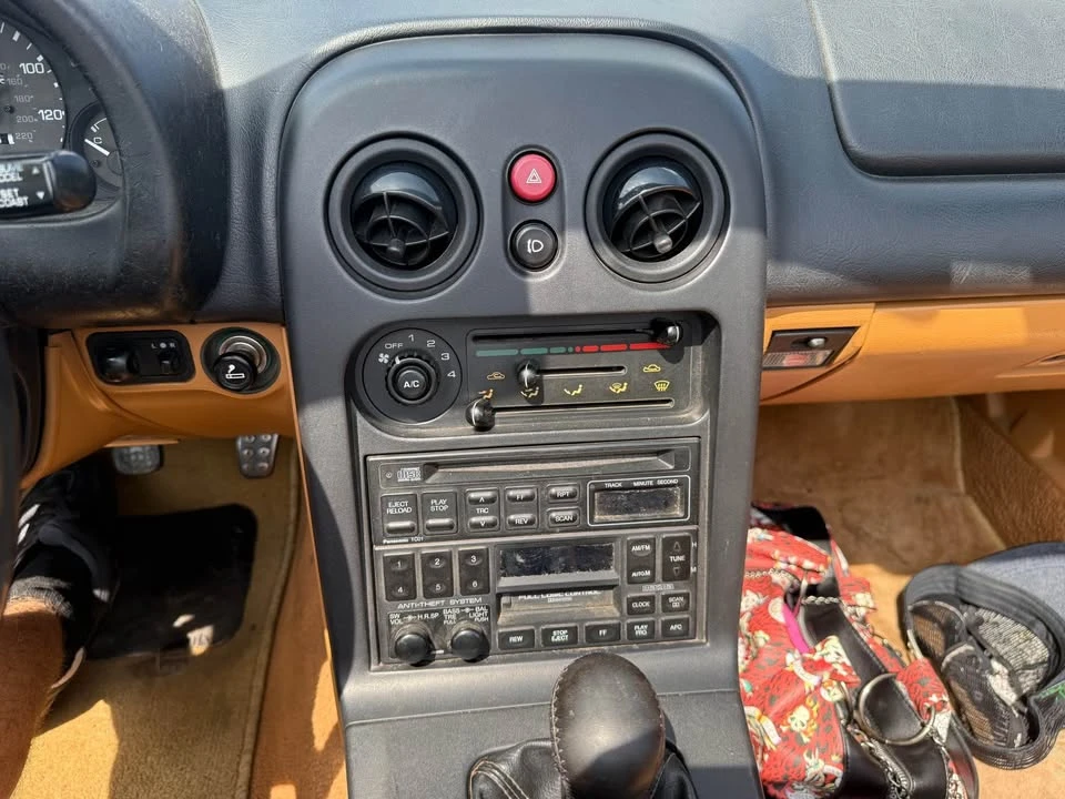 1995 Mazda NA MX-5 Miata - Image 15 of 20