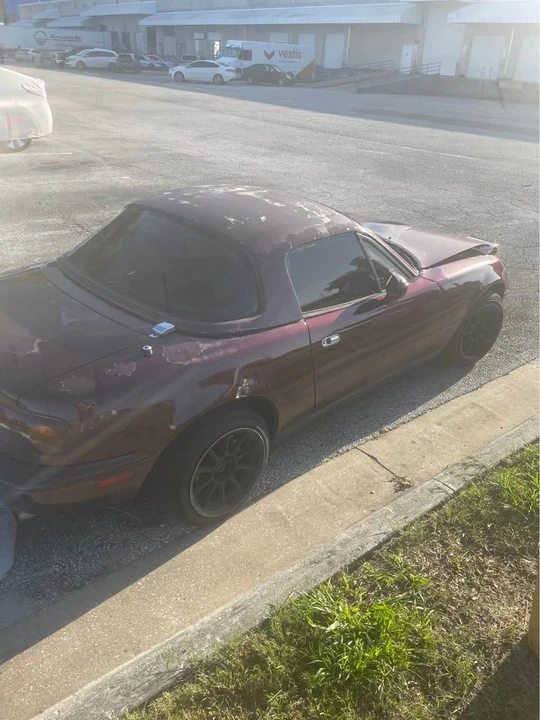 1995 Mazda NA MX-5 Miata - Image 7 of 8