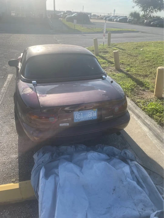 1995 Mazda NA MX-5 Miata - Image 6 of 8