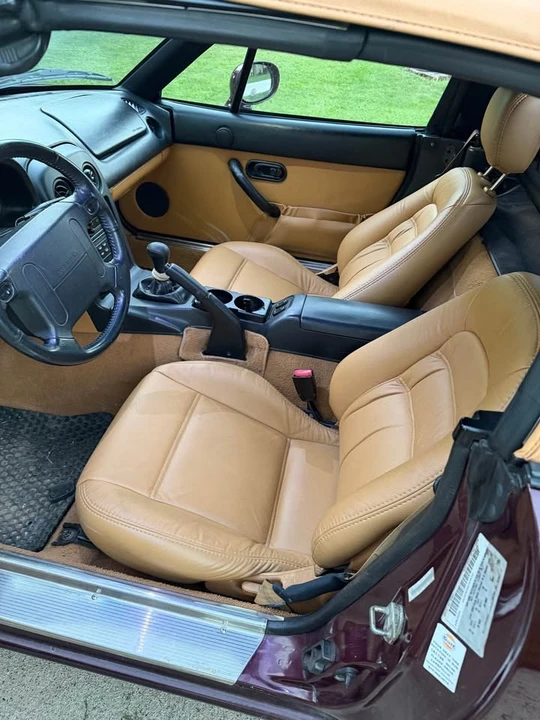 1995 Mazda NA MX-5 Miata - Image 7 of 11