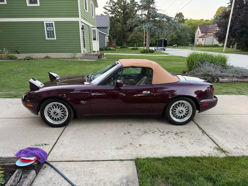 1995 Mazda NA MX-5 Miata - Image 2 of 11
